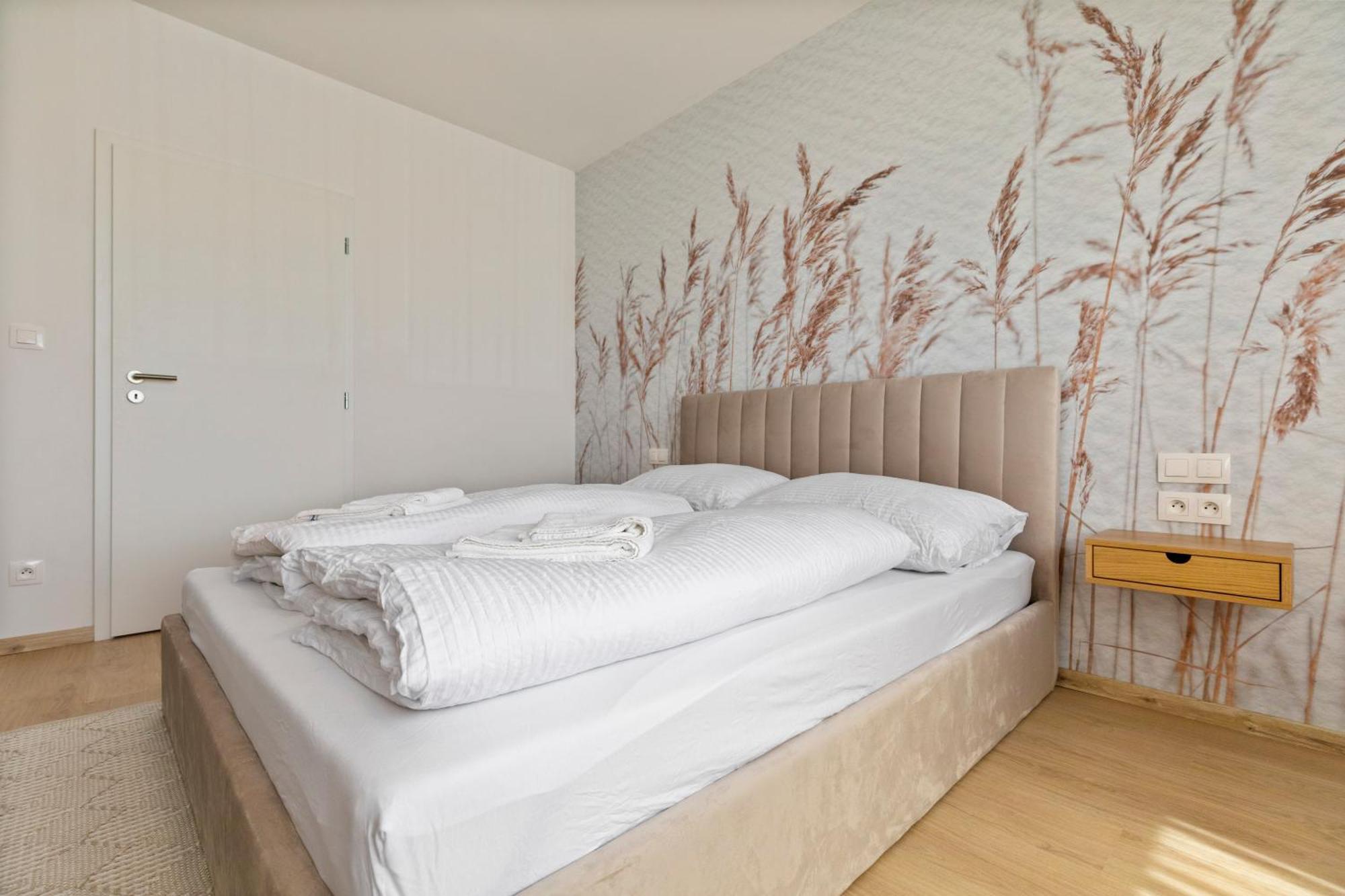 Boho Apt W Jacuzzi, Grill & Garden Modra Exteriér fotografie